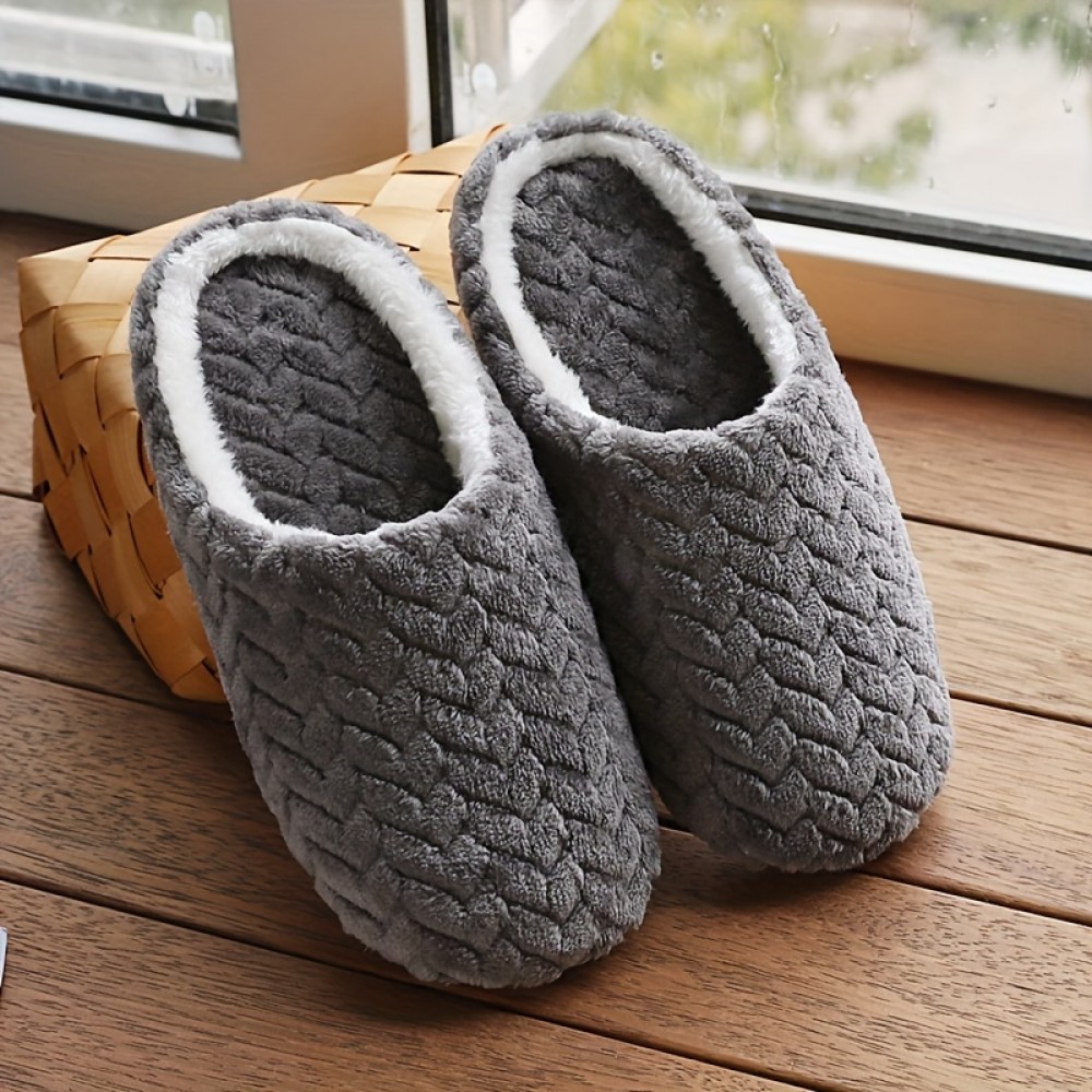 Men's Plush Indoor Slippers — Non-Slip Sole
