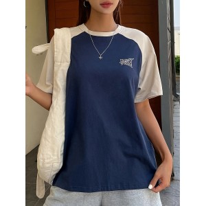 女士拼色字母印花T恤 - 聚酯纤维氨纶混纺