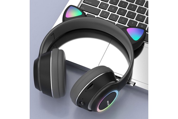 L450 Wireless Bluetooth Cat-Ear Headphones with RGB Breathing LED Lights