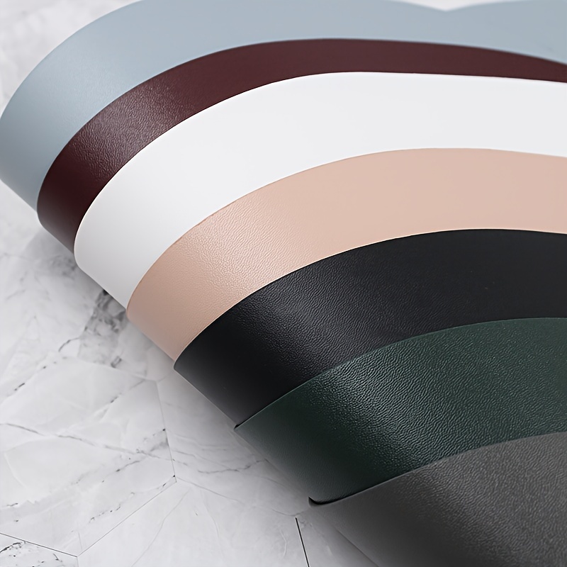 Compact Oval PU Leather Mouse Pad — Non-Slip, Universal Design