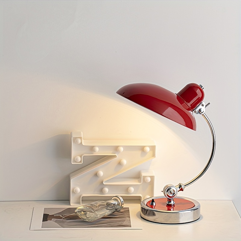 Nordic Vintage Gooseneck Desk Lamp — Adjustable Iron Base