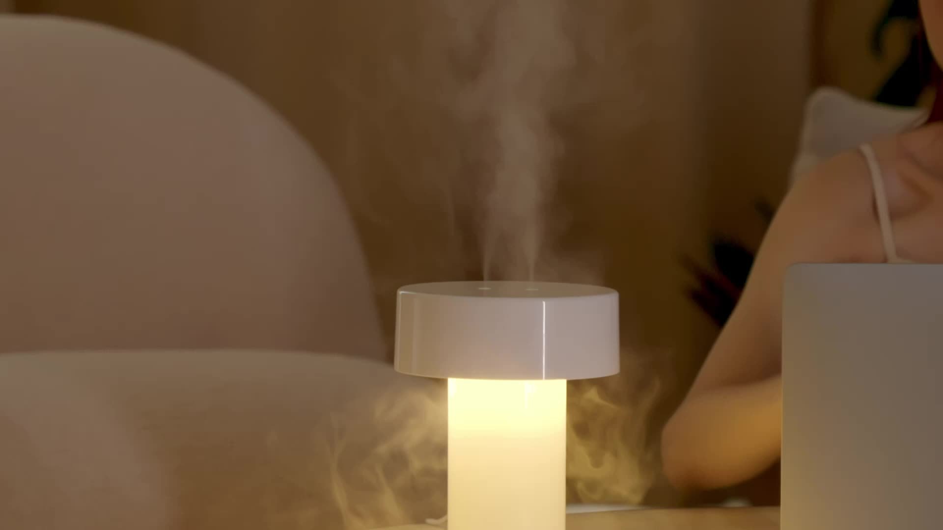 Whisper-Silent USB Humidifier with Adjustable Night Light