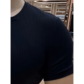 男士V领涤纶休闲短袖T恤——修身透气，四季通用
