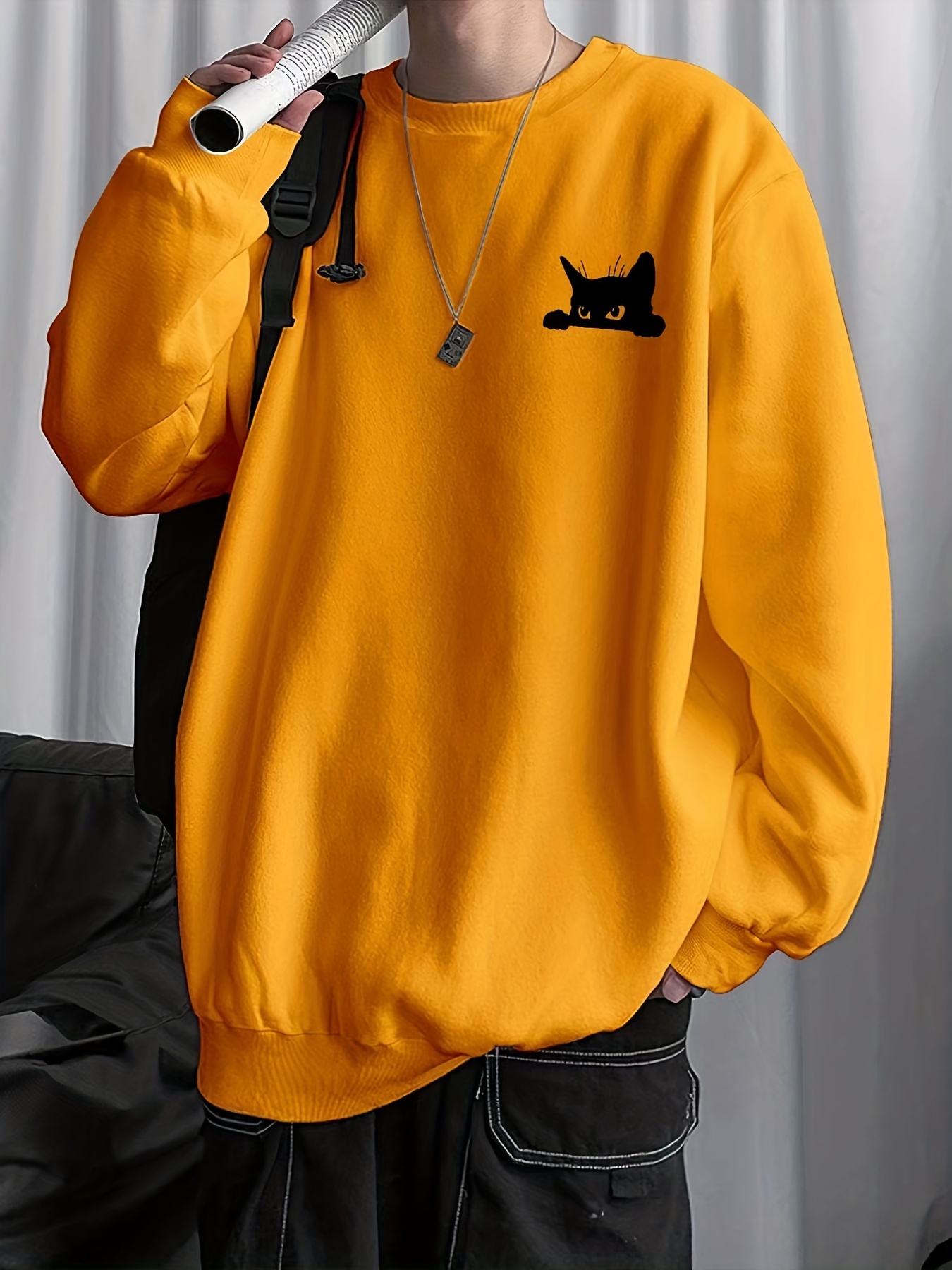 黑色猫咪印花连帽衫 男士休闲图案设计 略具弹性的圆领套头衫 春秋季穿搭细节图 12