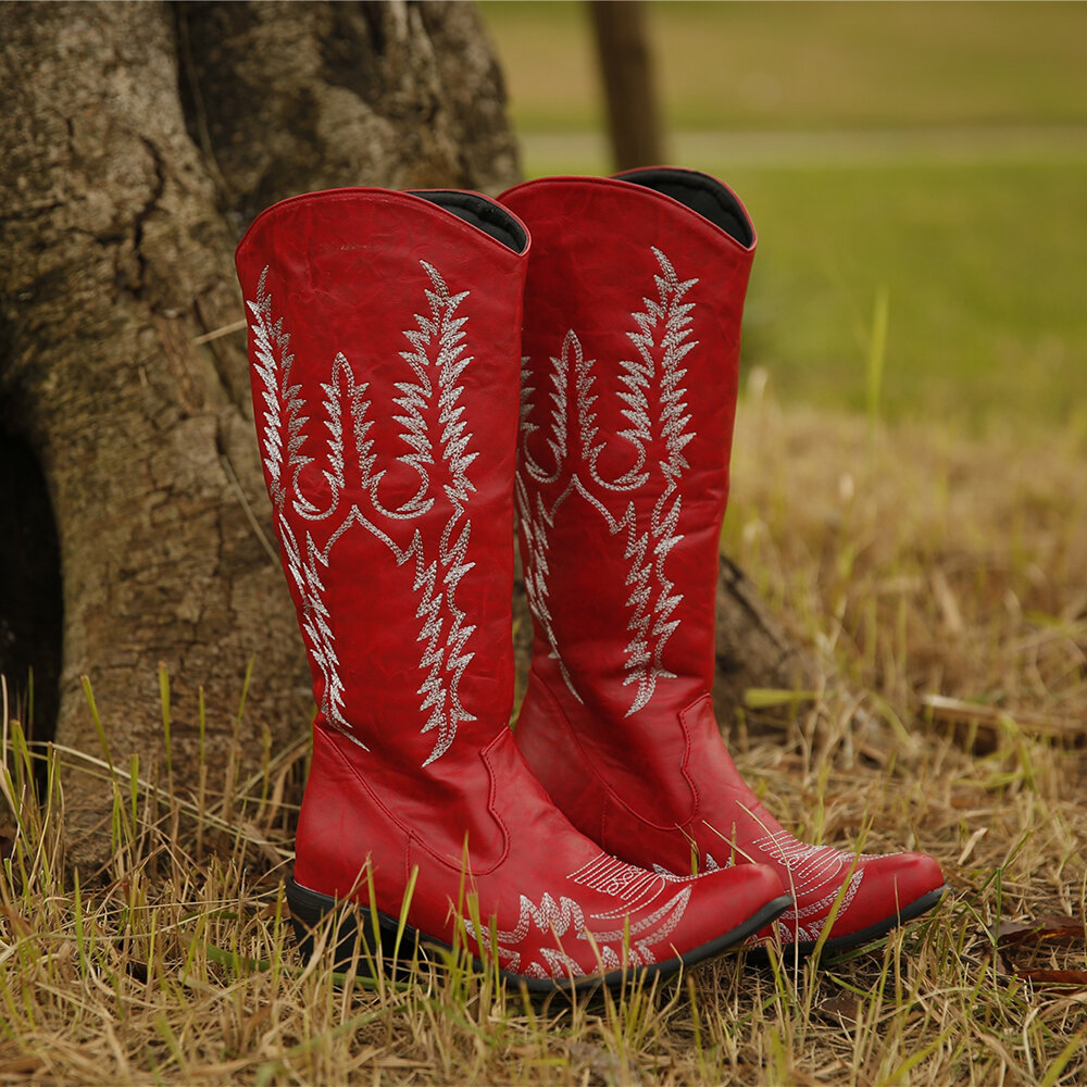 女士复古尖头刺绣牛仔靴