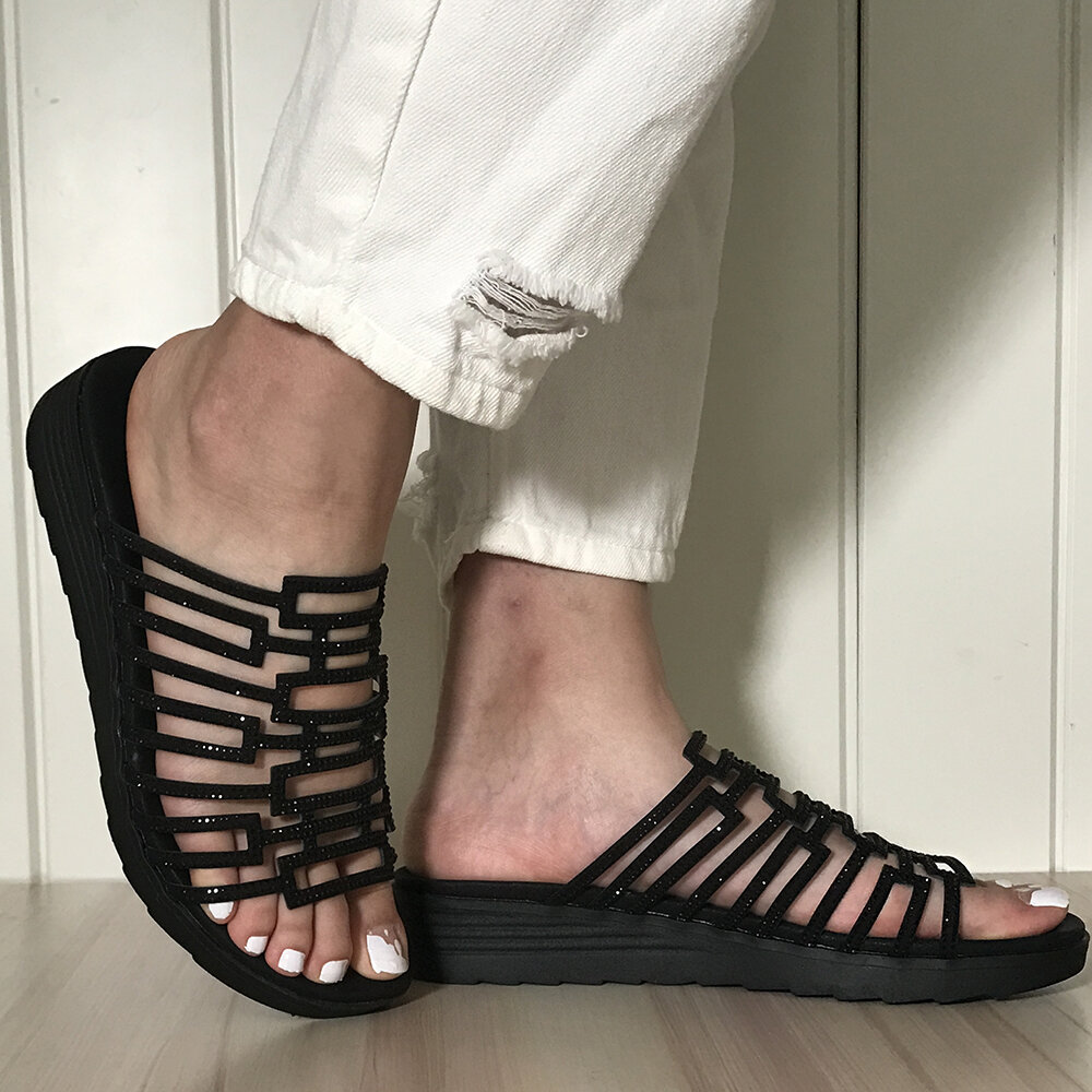 女士水钻厚底一字带凉鞋