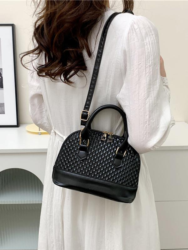 Women's Daily Fashion 3D Fish Scale Textured Shell Shape Shoulder Crossbody Bag