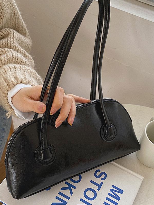 Women's Retro Style Solid Color Daily Underarm Shoulder Baguette Bag