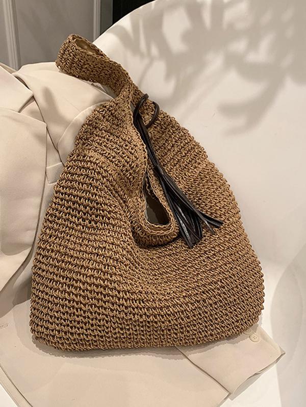 Women's Simple Style Raffia Straw Handmade Weave High Capacity Casual Beach Shoulder Bag with PU Tassel Pendant